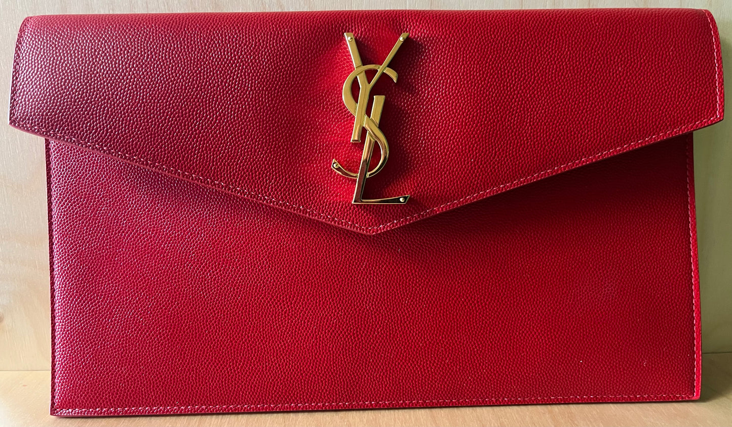 YSL	Uptown Pouch Red A